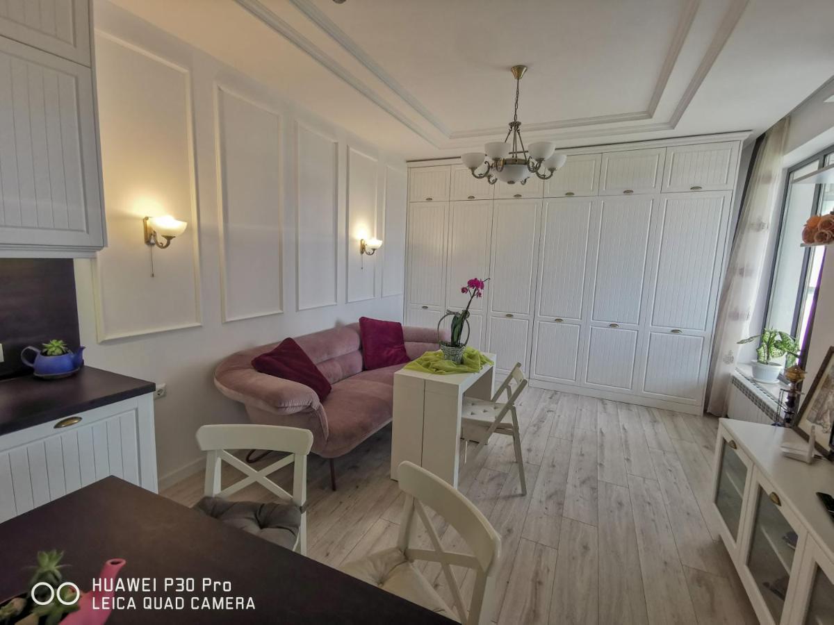 Luxury Apartments Alix Burgas Екстер'єр фото