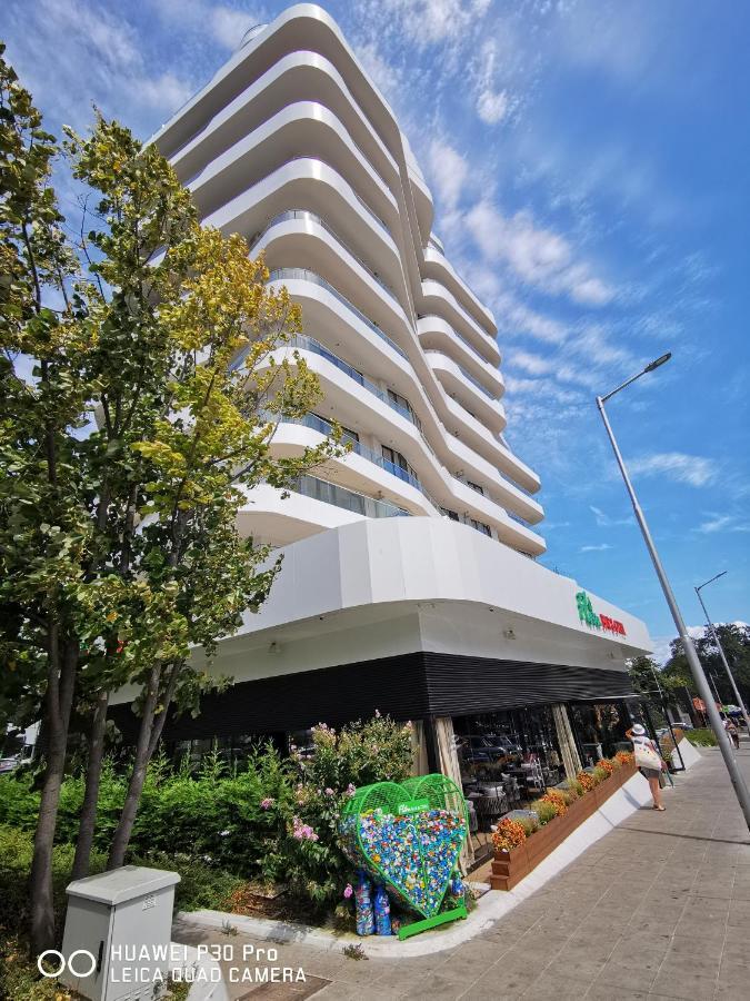 Luxury Apartments Alix Burgas Екстер'єр фото